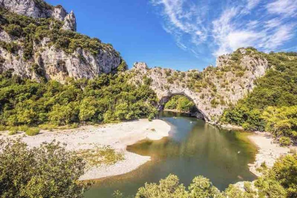 Appartement Neuf Avec Spa Saint-Martin-d'Ardeche Exterior photo